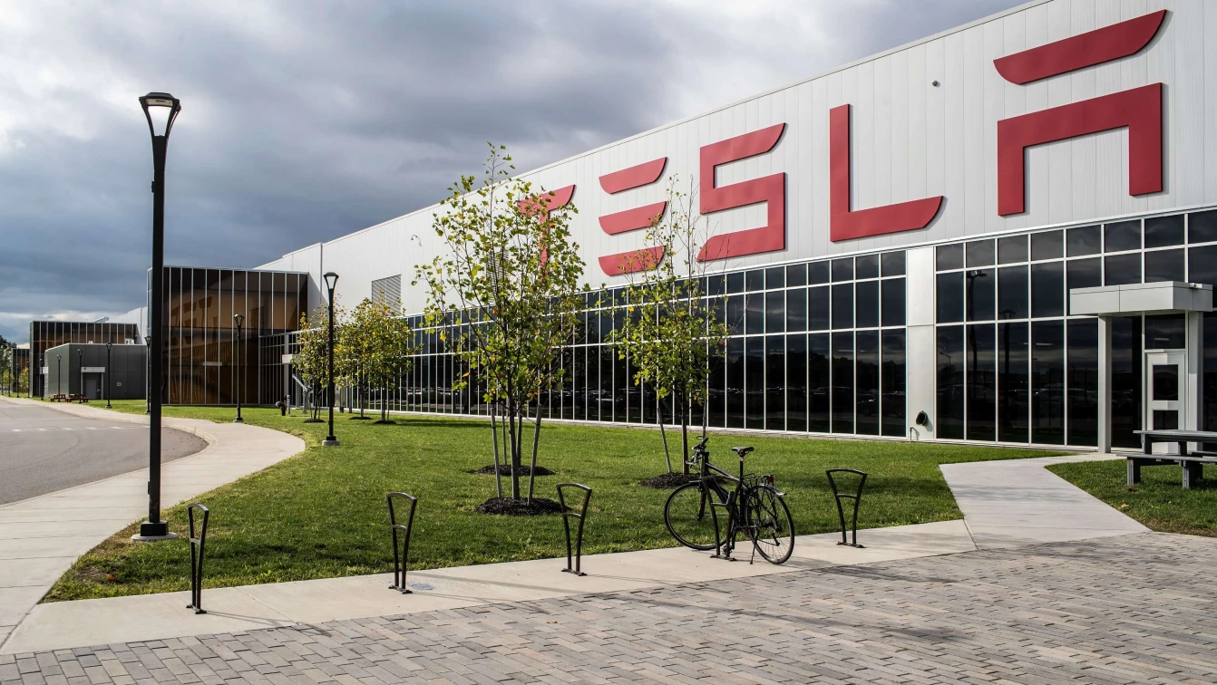 Tesla построит второй завод в Европе